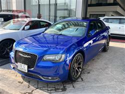 کرایسلەر 300